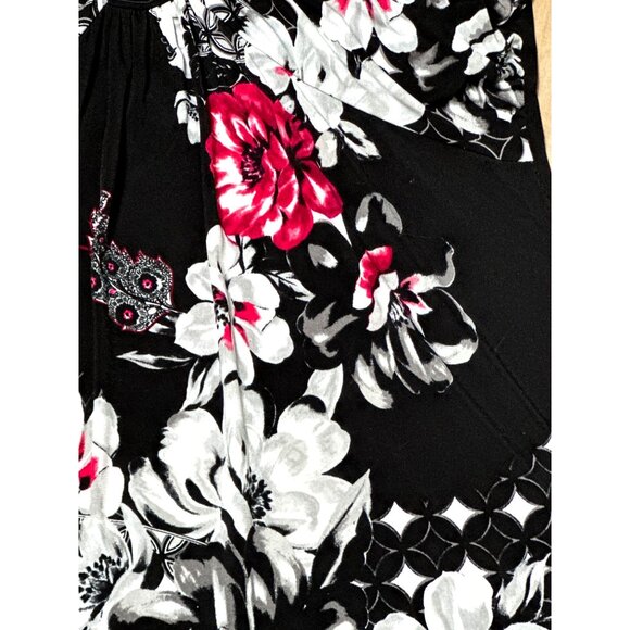 White House Black Market Halter Top Medium Floral Geometric Print Boho Chic - Picture 12 of 12